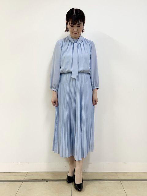 ボウタイ付きプリーツワンピース｜INED（イネド）｜フランドル